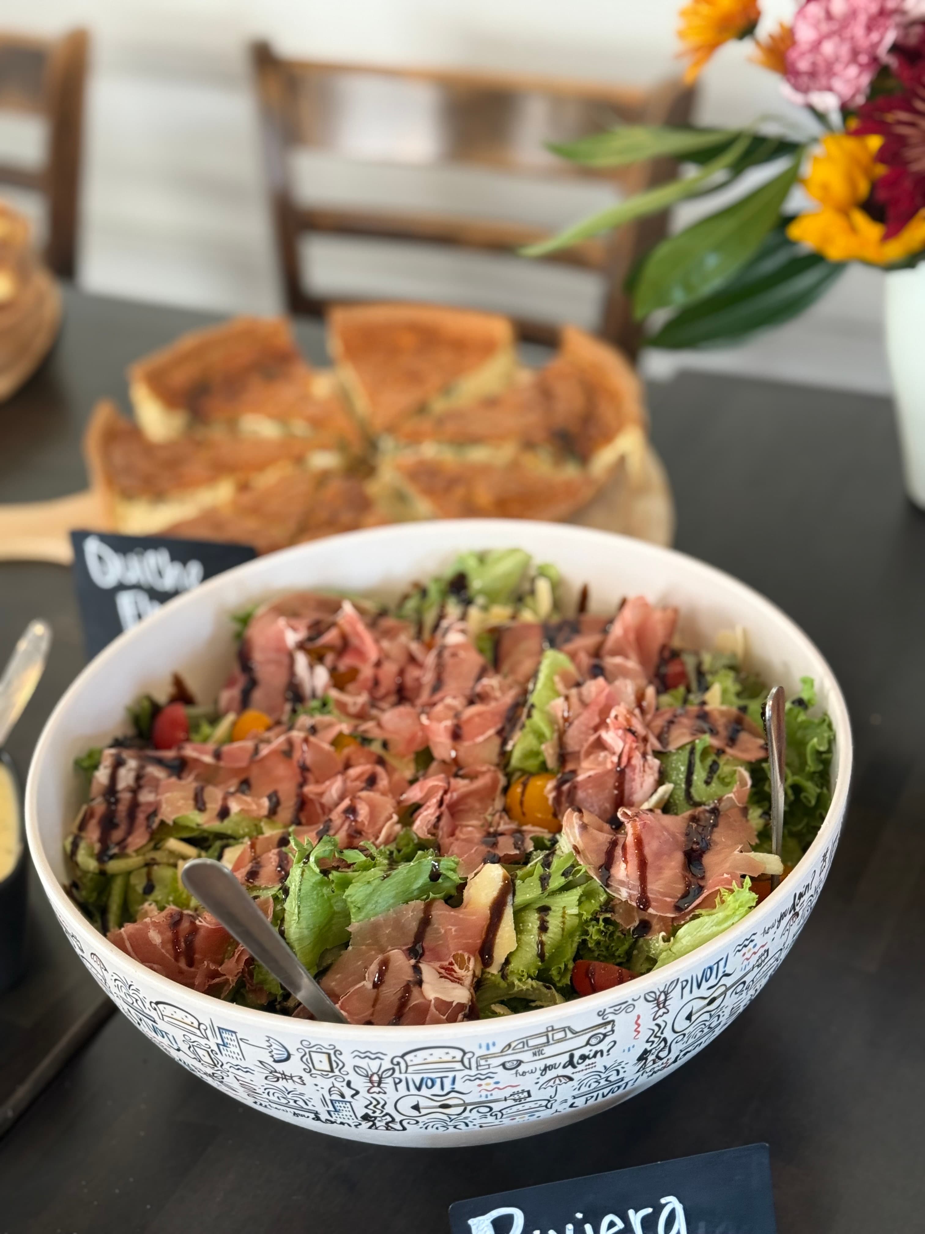 Riviera salad with prosciutto
