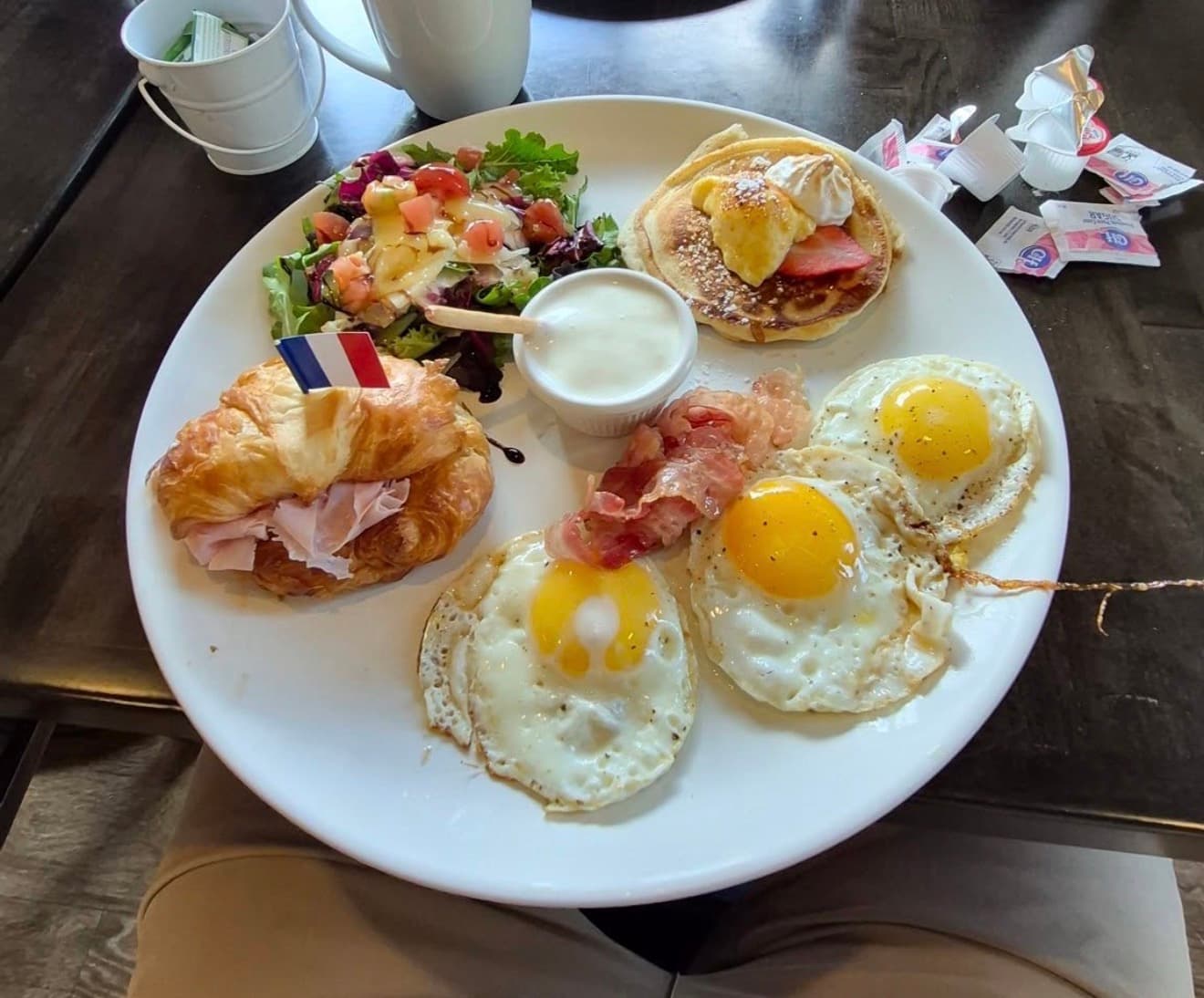 CROISSANT SANDWICH